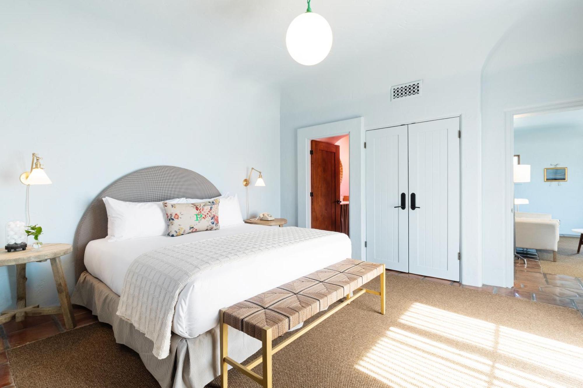 ホテル Palihouse サンタバーバラ エクステリア 写真