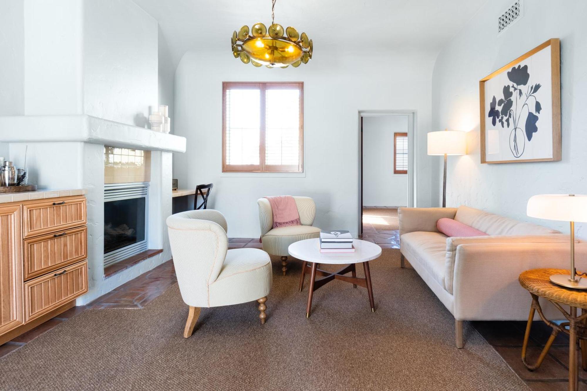 ホテル Palihouse サンタバーバラ エクステリア 写真